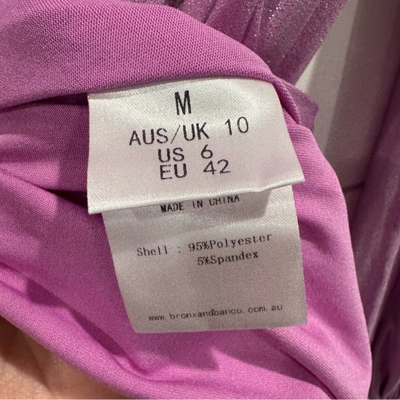 Elegant Lavender Evening Gown - Picture 9 of 11